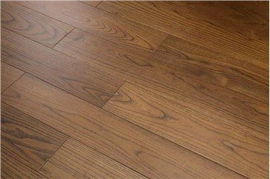 گردوی جامد آمریکایی سبک