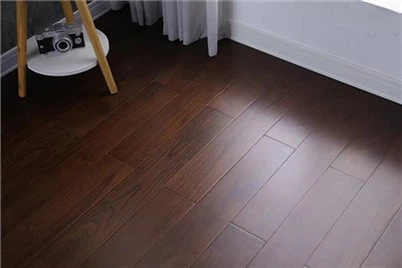 کفپوش چوبی جامد Blackbutt